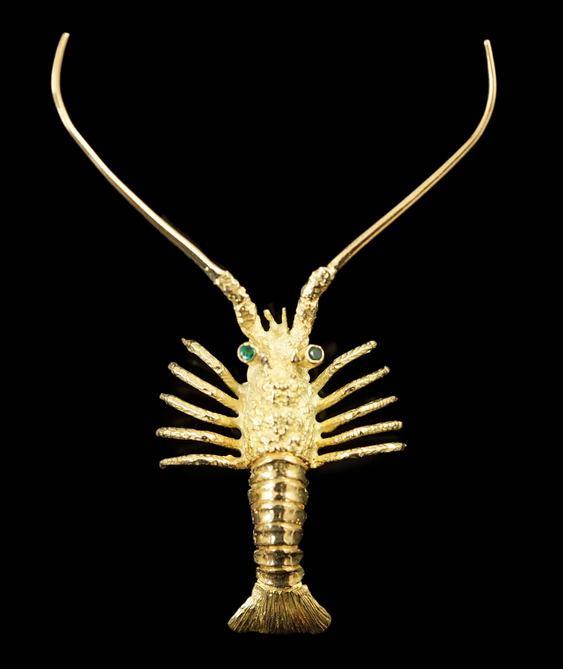 An Astwood Dickinson 18ct gold lobster brooch